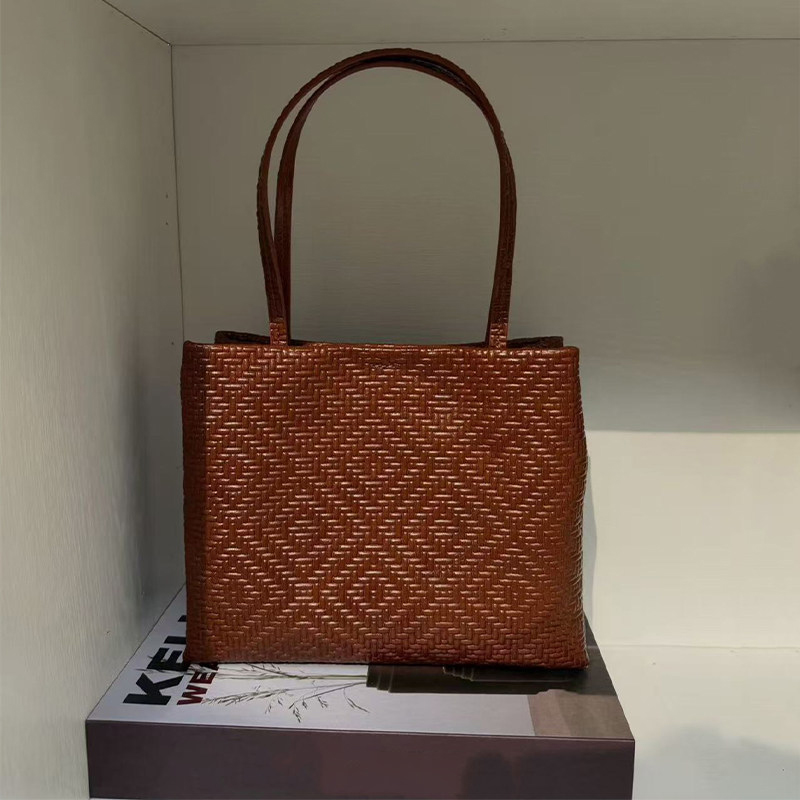 Mendy Genuine Leather Woven Pi - Leather Workshop 评论和价格