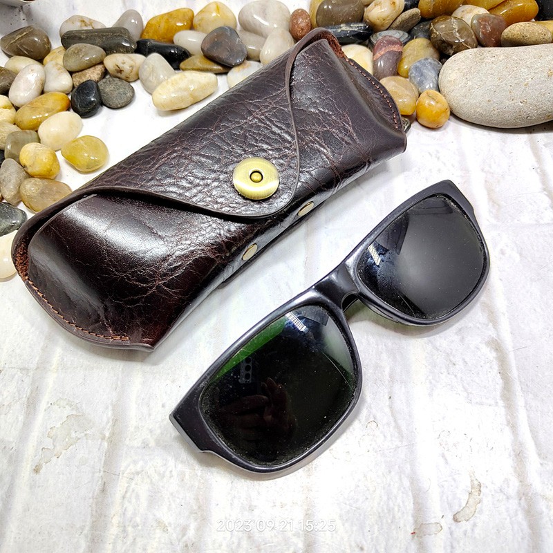 Blongk Glasses Case Waist Bag  - Leatherwork Fasteners 评论和价格